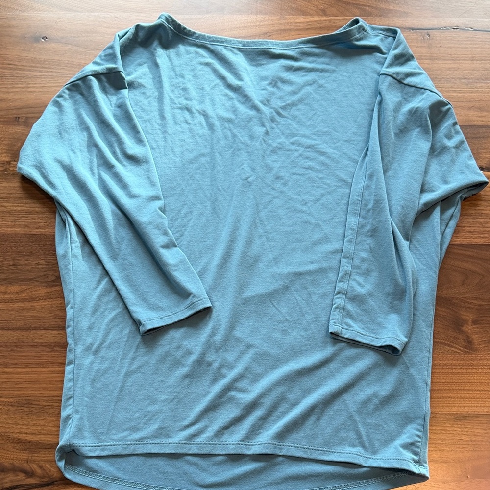 Athleta Light Blue Oversized Shirt — XS (Tag Removed)
